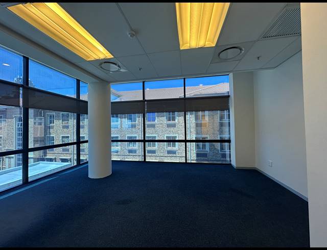 80M² OFFICE TO LET IN SANDTON CENTRAL